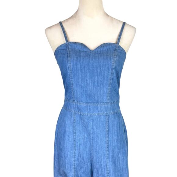 Jessica Simpson Chambray Blue Smocked Back Strappy Wide Leg Cropped Jumpsuit - Picture 6 of 9